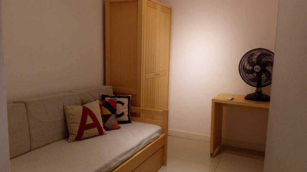 Apartamento Em Copacabana - Rua Bolivar - 2 Quartos - Excelente Localizacao Rio de Janeiro Exterior foto