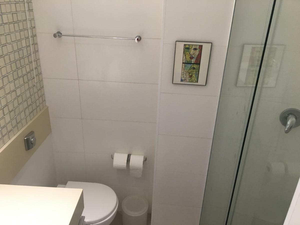 Apartamento Em Copacabana - Rua Bolivar - 2 Quartos - Excelente Localizacao Rio de Janeiro Exterior foto